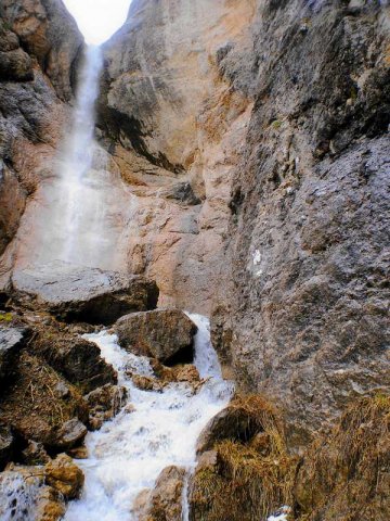 Водопады гор Каржантау